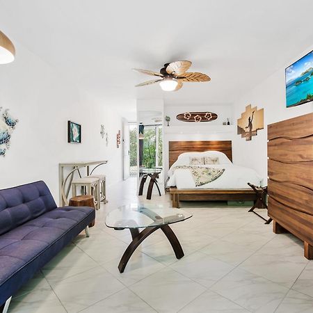 Downtown Hawaiian Theme Condo With Hot Tub, Pool & Beach - Kona Islander Inn Kailua-Kona Dış mekan fotoğraf