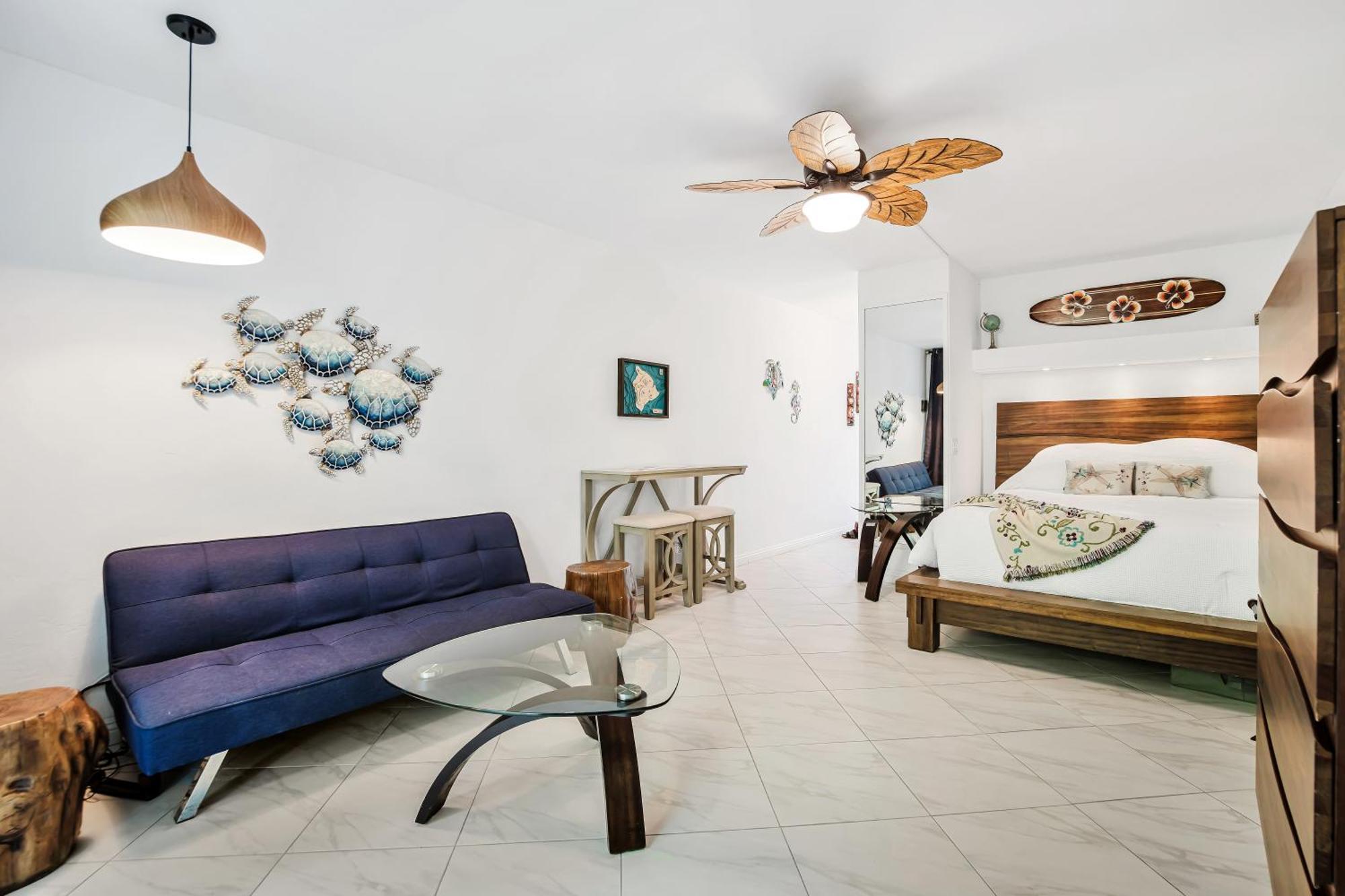 Downtown Hawaiian Theme Condo With Hot Tub, Pool & Beach - Kona Islander Inn Kailua-Kona Dış mekan fotoğraf